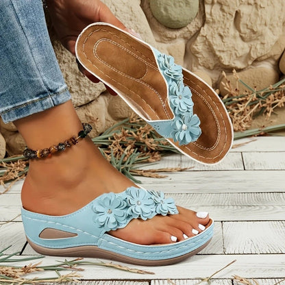 👡 50% RABATT NU! 🌸 Women's Floral Wedge Thong Sandals – Blommiga Accenter, Dämpad Fotvalvsstöd & Halkfri Sula ✨