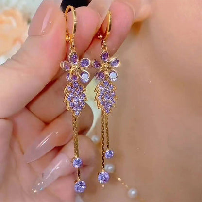 Örhängen med blommor & tofsar – syntetiska diamanter, lätta & eleganta ✨🌸
