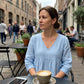 👚 60 % RABATT NU! 🕊️ Kvinnors V-ringad spetskantstopp – kejsarskuren, 3/4-ärmar & luftigt flödande – romantisk och bekväm ✨