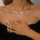 💎Set med halsband och örhängen med glittrande strass och klorformad kedja för kvinnor